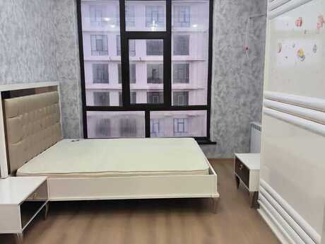 3-room apartment for rent, 80 m², Yeni Günəşli: 700 ₼/mo 3
