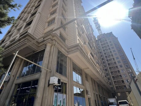 3-room apartment, 97,8 m², Nəriman Nərimanov: 365 000 ₼ 3