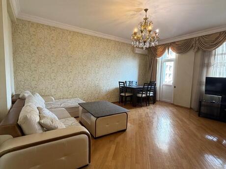 3-room apartment, 145 m², Nizami: 414 000 ₼ 3