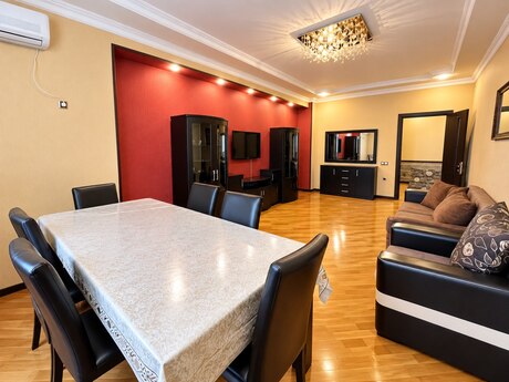 3-room apartment, 110 m², Azadlıq Prospekti: 285 000 ₼ 2