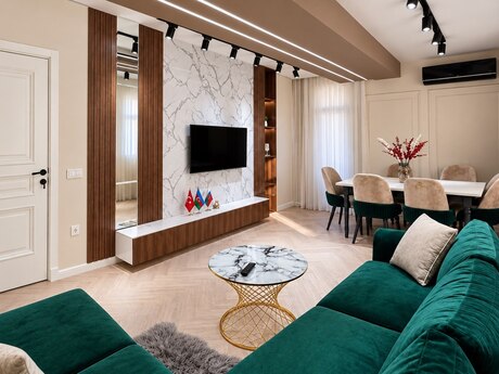3-room apartment for rent, 125 m², Nizami: 2 100 ₼/mo 2