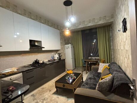 4-room apartment for rent, 110 m², Nəriman Nərimanov: 1 500 ₼/mo 3