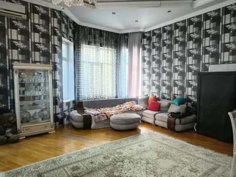 6 otaqlı həyət evi, 500 m², Badamdar: 550 000 ₼ 2