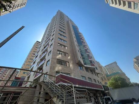3-room apartment for rent, 130 m², 8 Noyabr: 1 400 ₼/mo 2