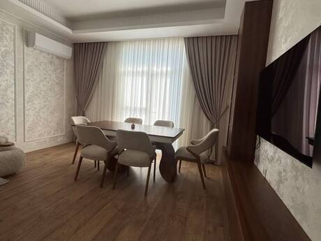 3-room apartment for rent, 160 m², Ağ şəhər: 2 500 ₼/mo 5