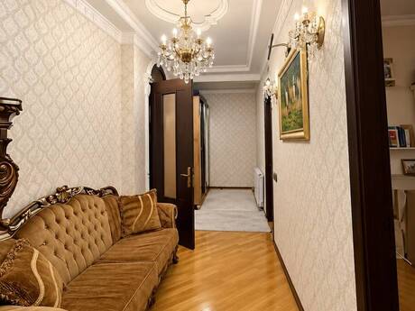3-room apartment, 105 m², Neftçilər: 230 000 ₼ 5
