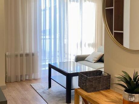 2-room apartment for rent, 55 m², Ağ şəhər: 1 550 ₼/mo 3