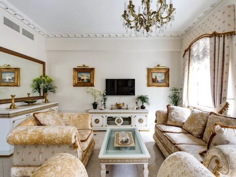 3-room apartment for rent, 130 m², 8 Noyabr: 1 700 ₼/mo 4