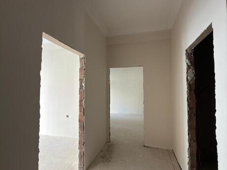 2-room apartment, 72 m², Gənclik: 200 000 ₼ 3