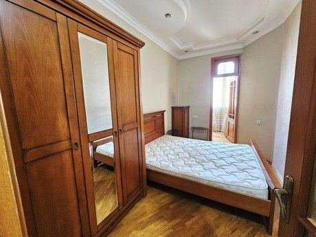 2-room apartment for rent, 55 m², İnşaatçılar: 600 ₼/mo 3