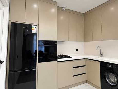 2-room apartment for rent, 85 m², Nizami: 1 300 ₼/mo 4