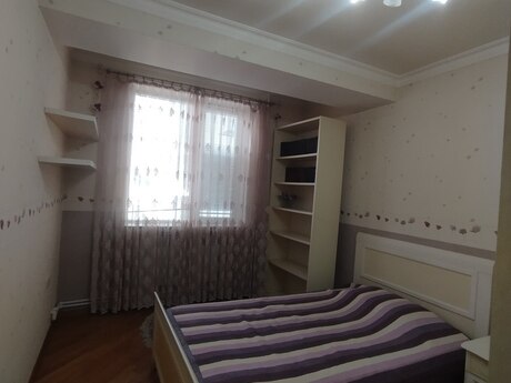 4-room apartment for rent, 105 m², Elmlər Akademiyası: 1 300 ₼/mo 4