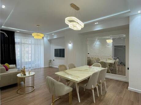 2-room apartment for rent, 90 m², Şah İsmayıl Xətai: 470 000 ₼/mo 3