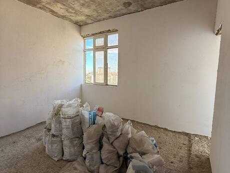 3-room apartment, 150 m², Azadlıq Prospekti: 300 000 ₼ 3
