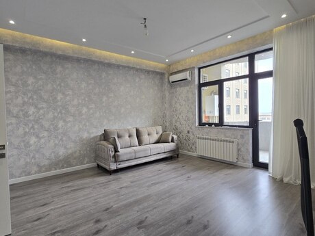 2-room apartment for rent, 75 m², 28 May: 950 ₼/mo 3