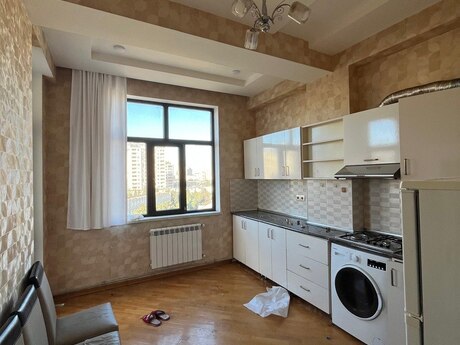 3-room apartment for rent, 100 m², Memar Əcəmi: 170 ₼/mo 3