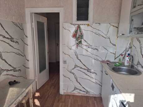 2-room apartment, 70 m², Nərimanov: 175 000 ₼ 2