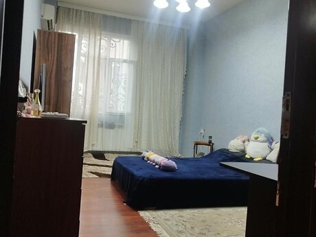 4-комнатная квартира, 150 м², Şah İsmayıl Xətai: 540 000 ₼ 3