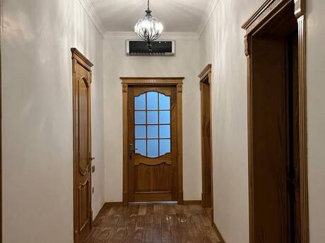 2-room apartment for rent, 95 m², 8 Noyabr: 1 000 ₼/mo 5
