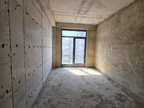 2-room apartment, 82 m², Həzi Aslanov: 204 000 ₼ 2