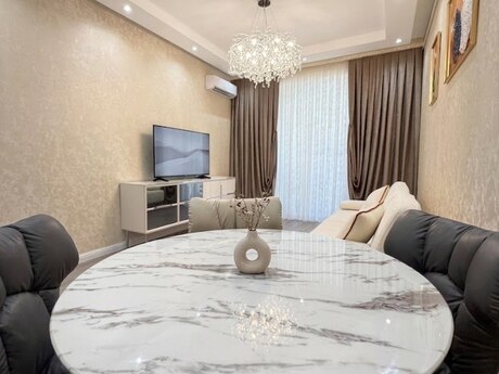 3 otaqlı mənzil, 79 m², İnşaatçılar: 278 000 ₼ 3
