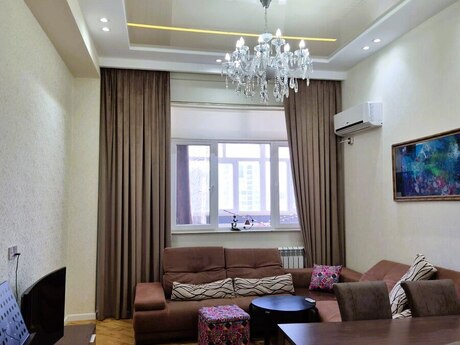 Elan №6486238 - Bakı, 28 May m., 3 otaqlı, 110 m², 15/15 mərtəbə