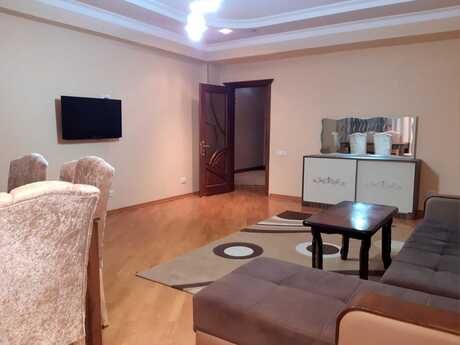 3-room apartment for rent, 110 m², Badamdar: 825 ₼/mo 2