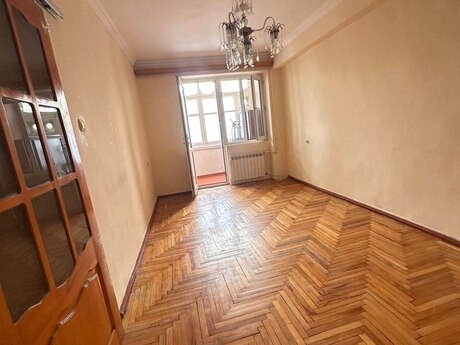 3-room apartment for rent, 65 m², Nərimanov: 450 ₼/mo 2
