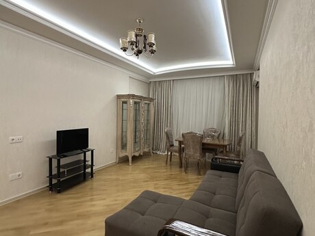 Объявление №6412052 - Баку, м. Иншаатчылар, 3-комн., 130 м², 7/17 этаж