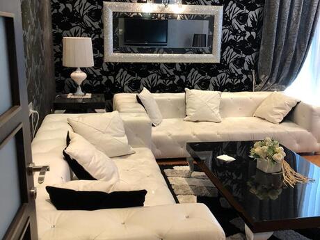 3-room apartment for rent, 140 m², İçəri Şəhər: 2 500 ₼/mo 4