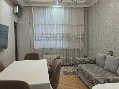 4-room apartment for rent, 180 m², Elmlər Akademiyası: 2 050 ₼/mo 2