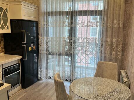 Kirayə 2 otaqlı mənzil, 80 m², Nəriman Nərimanov: 899 ₼/ay 2