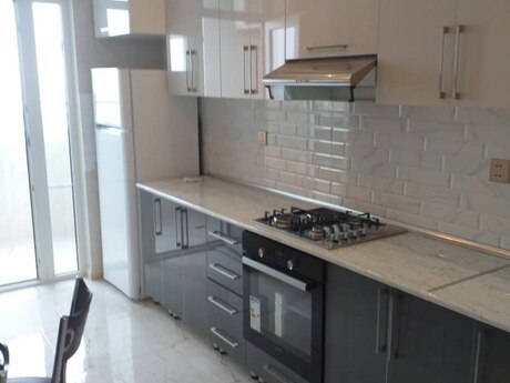 Qara Qarayevdə 2 otaqlı yeni tikili mənzil satılır, 89 m², 275 000 AZN, şəkil 5 / 12