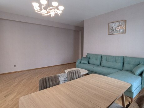 Kirayə 2 otaqlı mənzil, 110 m², Gənclik: 1 300 ₼/ay 5