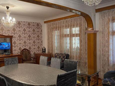 4 Qara Qarayev