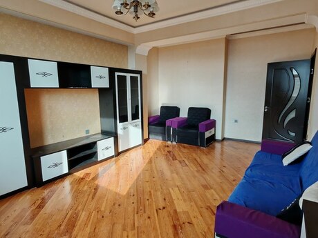 2-room apartment for rent, 65 m², İnşaatçılar: 750 ₼/mo 3