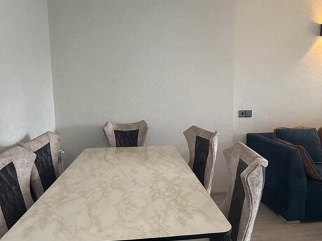 2-room apartment for rent, 55 m², 8 Noyabr: 900 ₼/mo 5