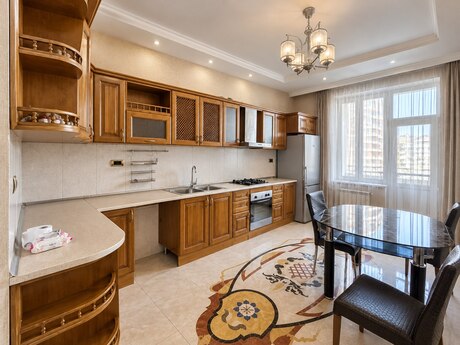 4 otaqlı mənzil, 200 m², 28 May: 530 000 ₼ 5