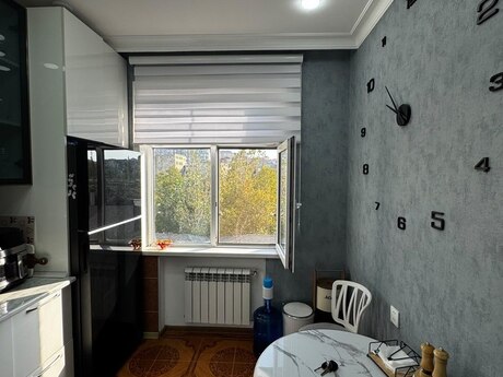 Qurtuluş 93 kompleksində 3 otaqlı yeni tikili mənzil satılır, 83 m², 128 000 AZN, şəkil 5 / 12