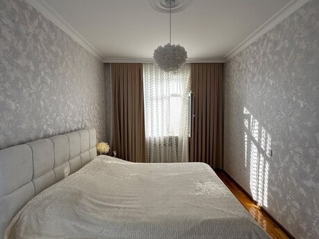Qurtuluş 93 kompleksində 3 otaqlı yeni tikili mənzil satılır, 83 m², 128 000 AZN, şəkil 4 / 12