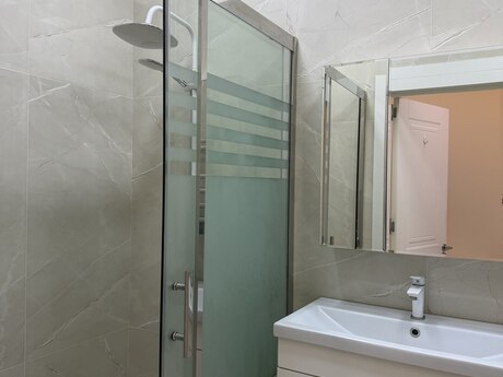 2-room apartment for rent, 85 m², Nəsimi: 1 200 ₼/mo 4