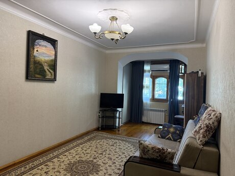 4-комнатная квартира, 90 м², Həzi Aslanov: 197 000 ₼ 4
