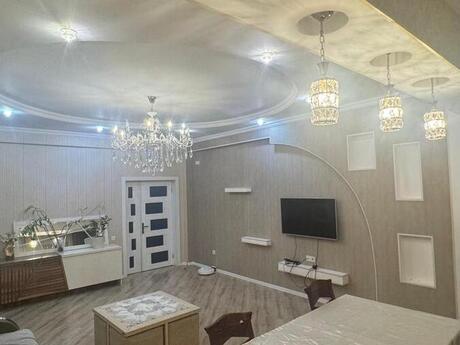 3 otaqlı mənzil, 130 m², Zümrüd Residence: 360 000 ₼ 2