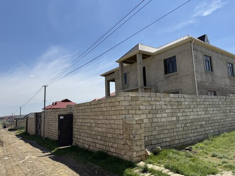 8 otaqlı həyət evi, 300 m², Pirəkəşkül: 65 000 ₼ 2