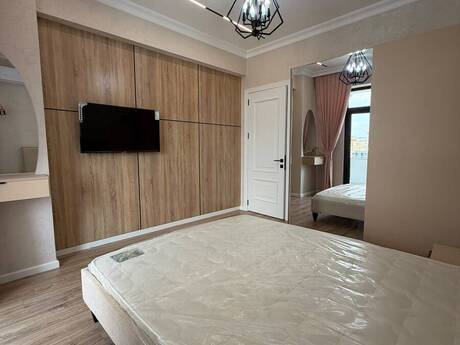 2-room apartment for rent, 66 m², Şah İsmayıl Xətai: 1 300 ₼/mo 2