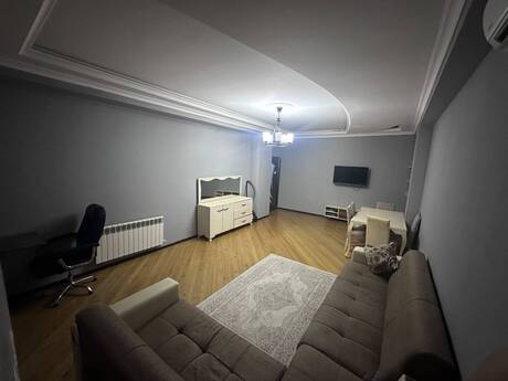 Kirayə 2 otaqlı mənzil, 70 m², Azadlıq Prospekti: 400 ₼/ay 2