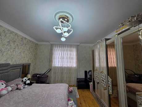 6 otaqlı həyət evi, 220 m², Əmircan: 175 000 ₼ 4