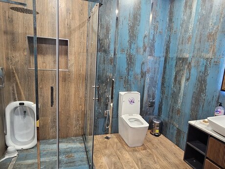 4-room apartment for rent, 180 m², İnşaatçılar: 2 450 ₼/mo 5