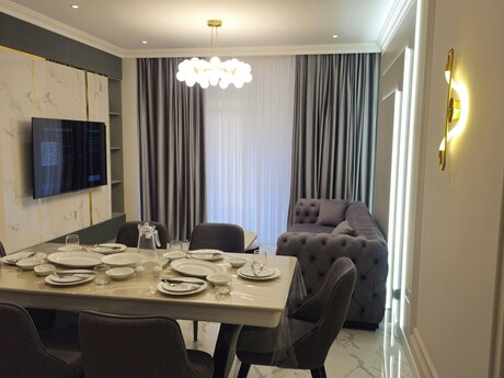 4 otaq · 160 m² · 24/27 mərtəbə, Grand Hayat