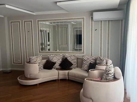 3-room apartment, 145 m², 8-ci mikrorayon: 400 000 ₼ 2